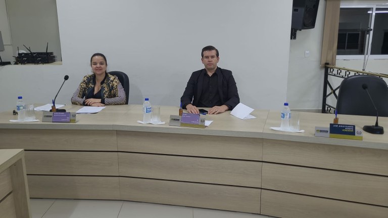 Vereadores Maria Eduarda e Elizeu 