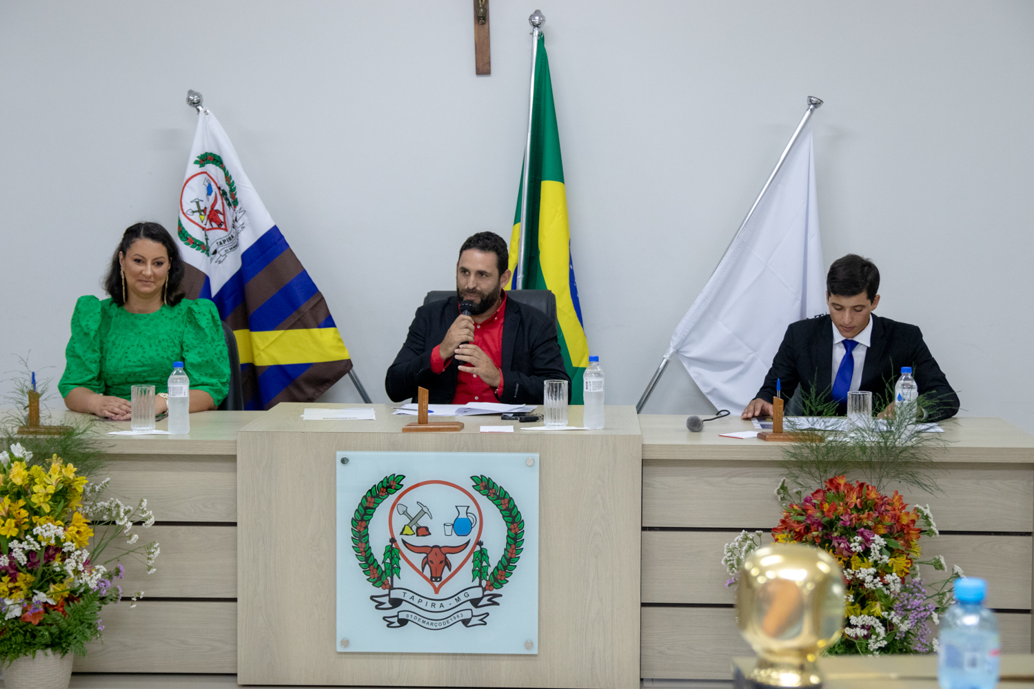Vereadores tomam posse para novo mandato
