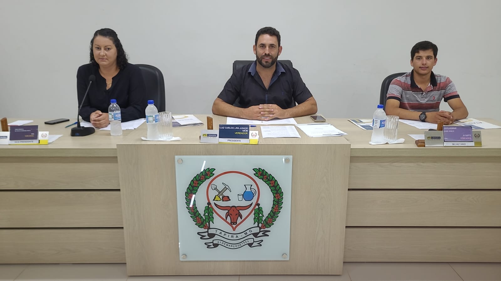 Câmara de Tapira Aborda Patrimônio Cultural e Infraestrutura Urbana em Sessão Ordinária